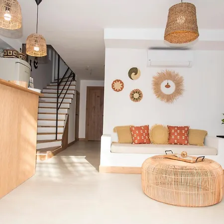 Lupa Alacati * Cesme