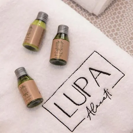 Lupa Alacati *
